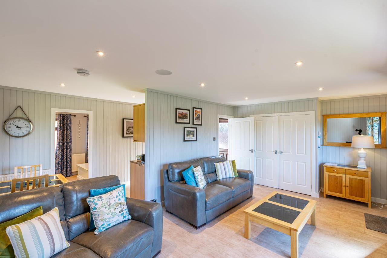 Bluebell Lodge 7 With Hot Tub Newton Stewart Buitenkant foto