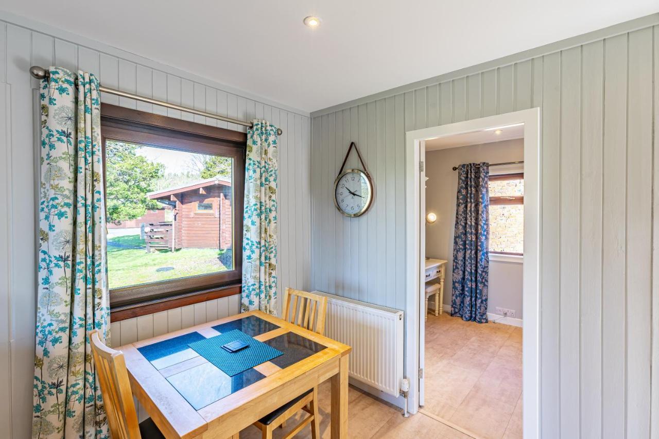 Bluebell Lodge 7 With Hot Tub Newton Stewart Buitenkant foto