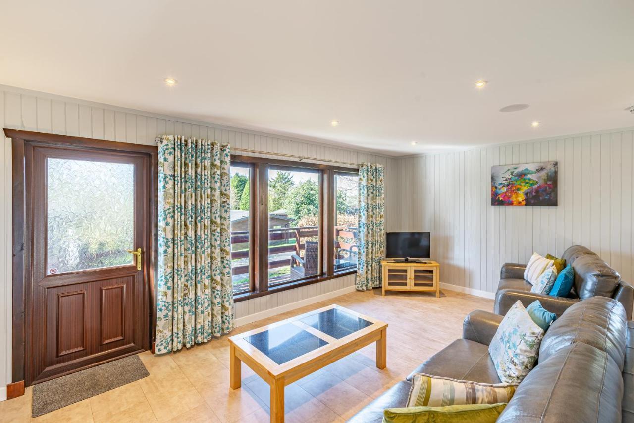 Bluebell Lodge 7 With Hot Tub Newton Stewart Buitenkant foto